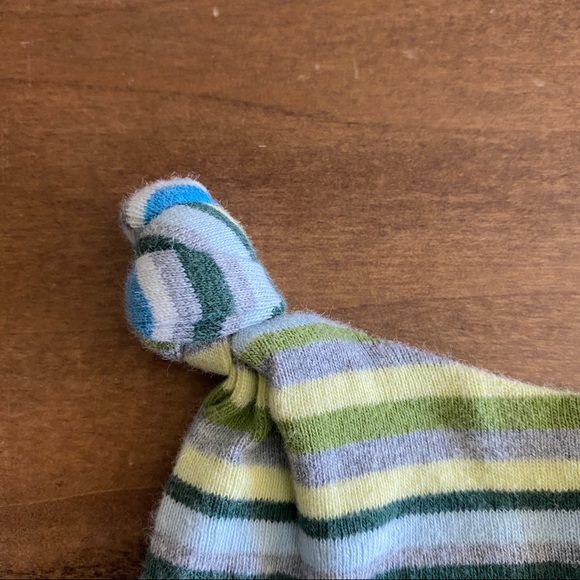 Vintage Gap Striped Newborn Hat - Picture 3 of 5